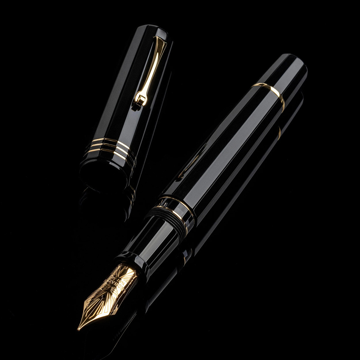 Leonardo Officina Italiana - Dodici (Twelve) - Vulcanica GT - Fountain pen - 14kt. Gold Nib